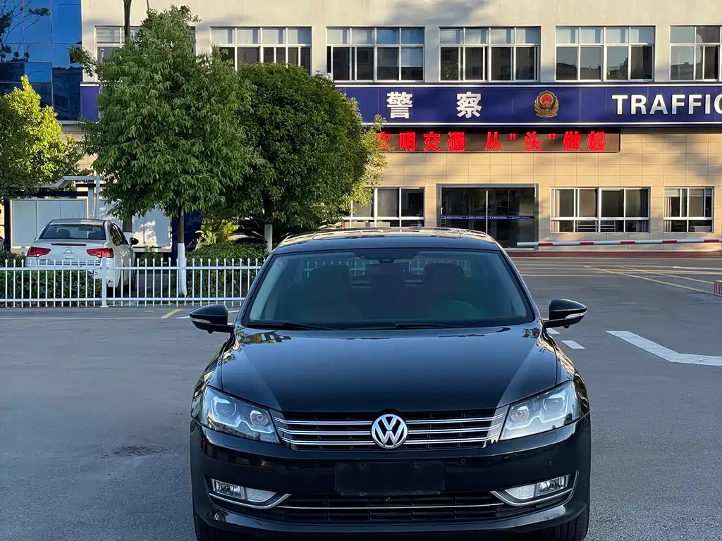 Volkswagen Passat 2015 — фото 2