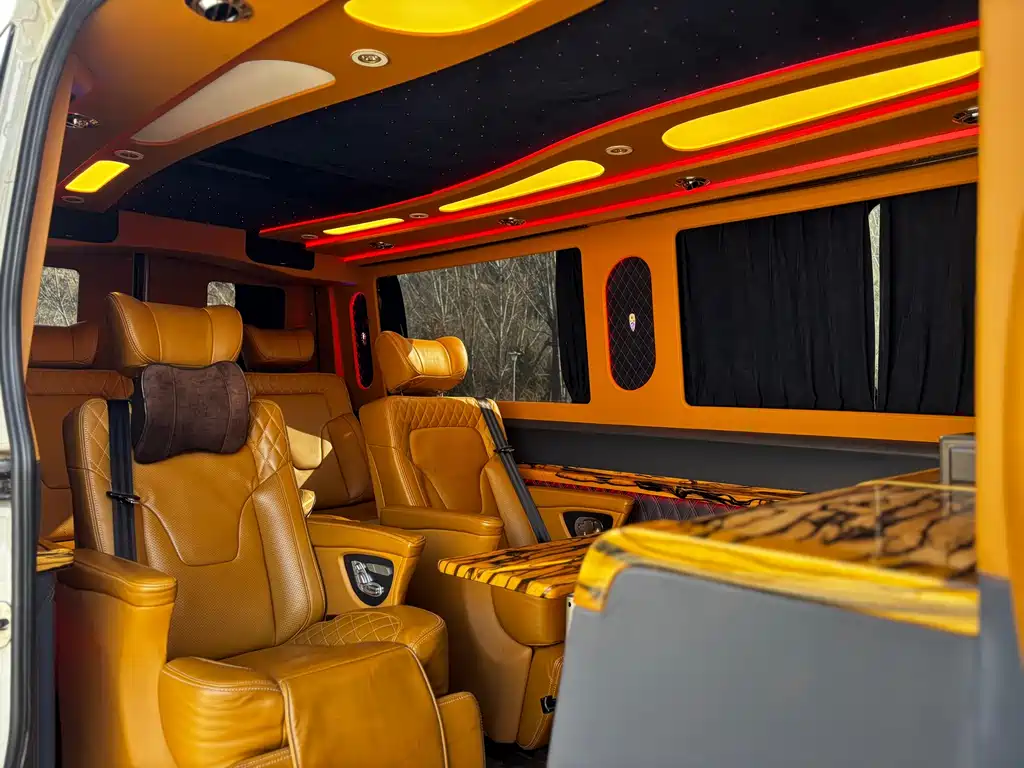 Mercedes-Benz Sprinter 2018 — фото 11