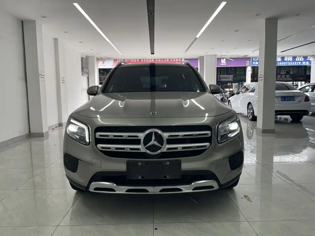 Mercedes-Benz GLB 2023 — фото 2