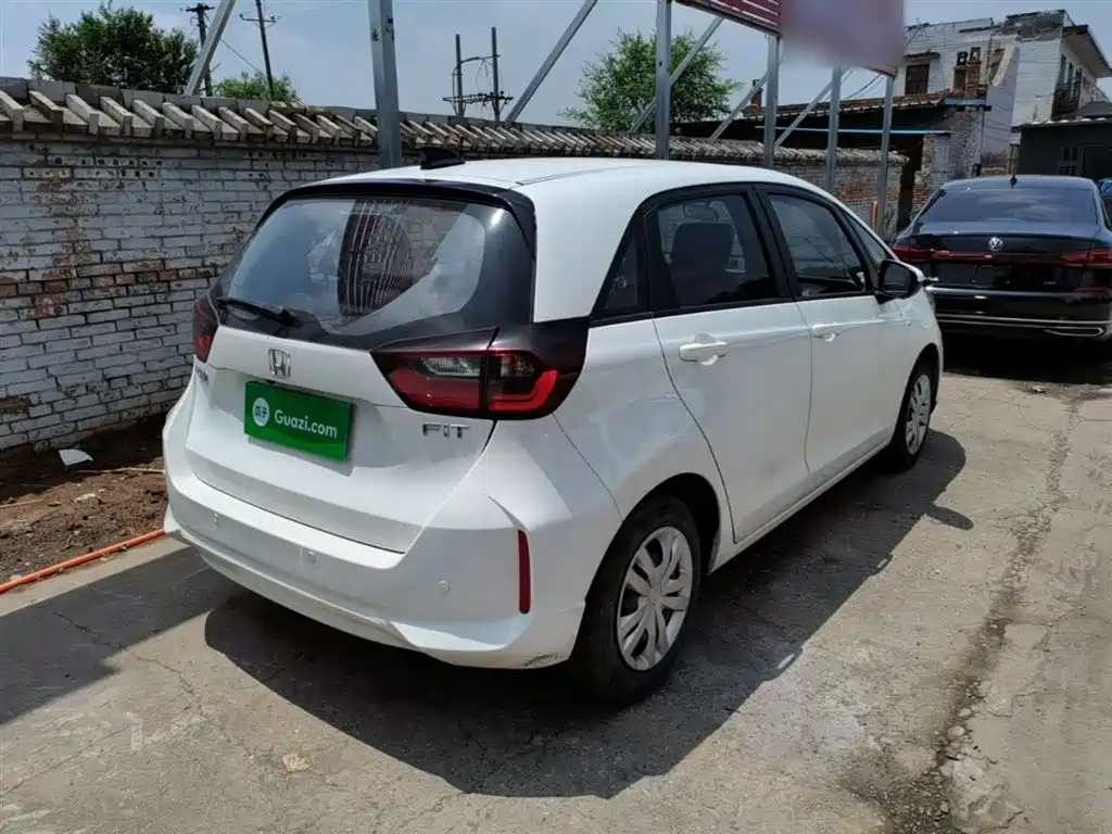 Honda Fit 2023 — фото 7