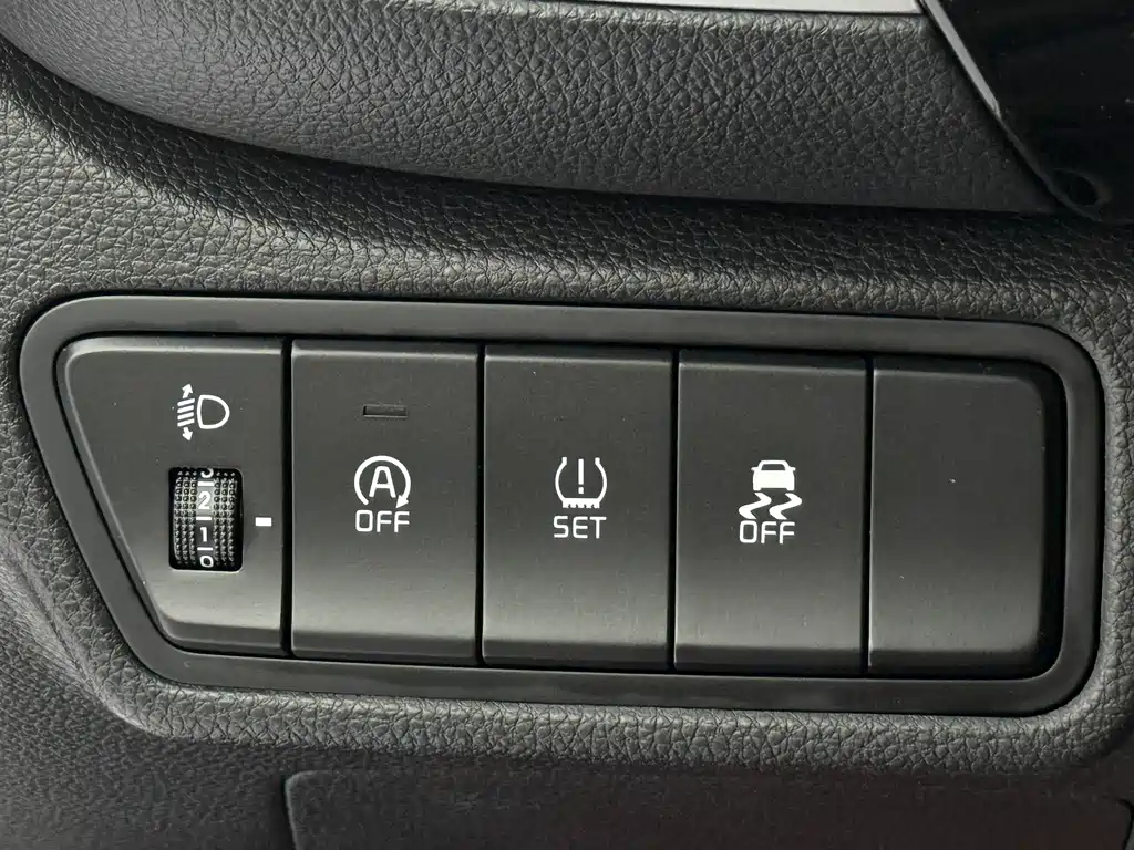 Kia KX3 2022 — фото 19
