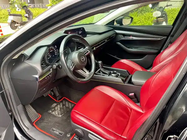 Mazda 3 Axela 2021