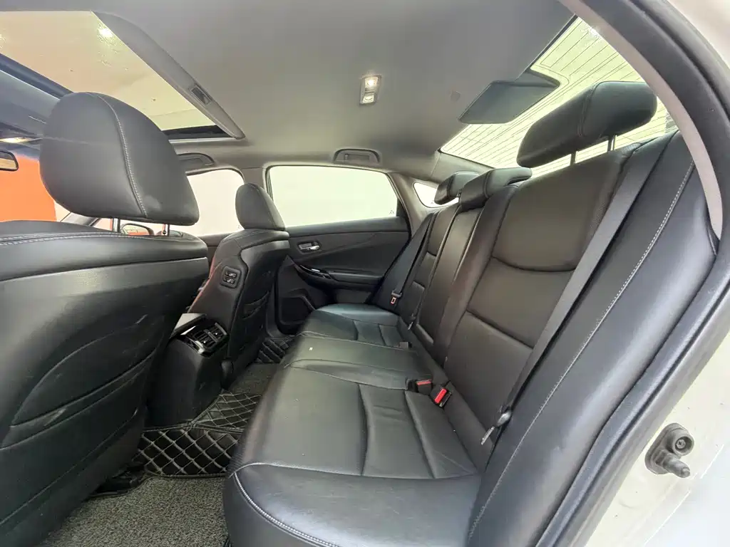 Honda Spirior 2018 — фото 13