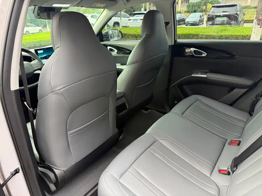 Geely Galaxy Starwish 2026 — фото 11