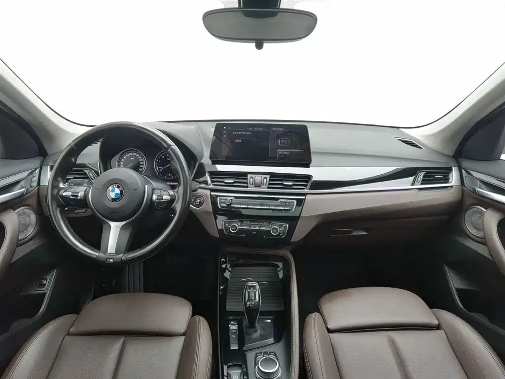 BMW X1 2021 — фото 5