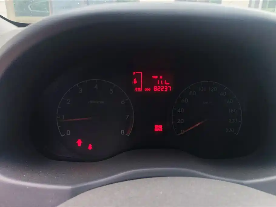 Hyundai Verna 2015 — фото 14