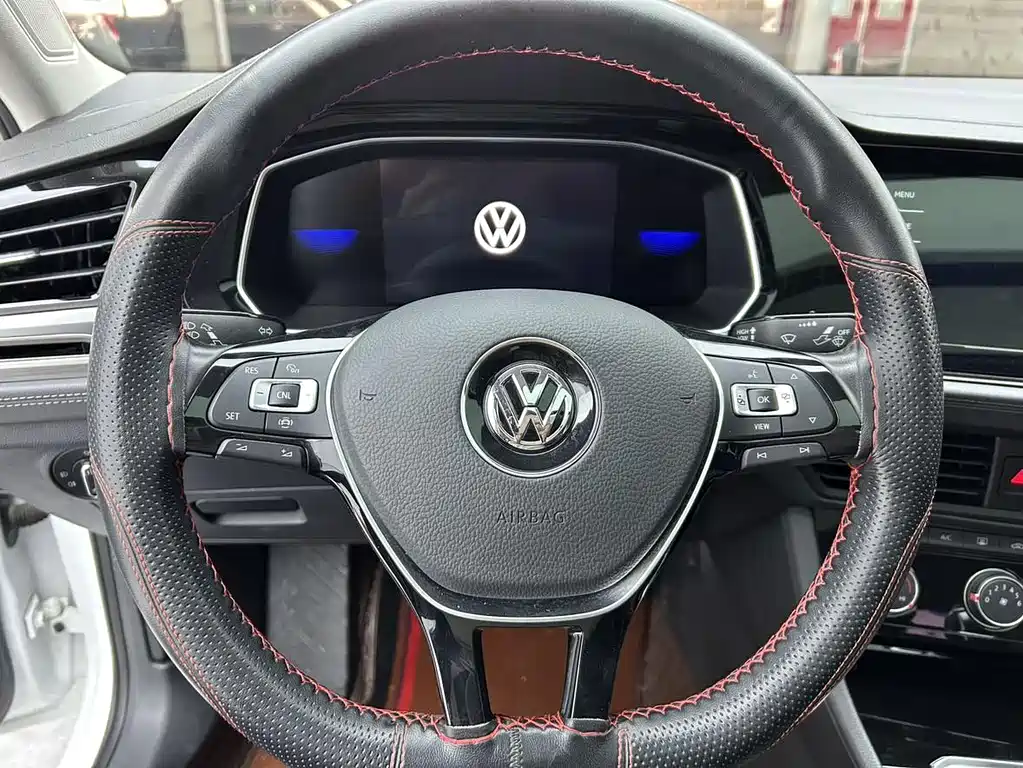 Volkswagen Sagitar 2021 — фото 10