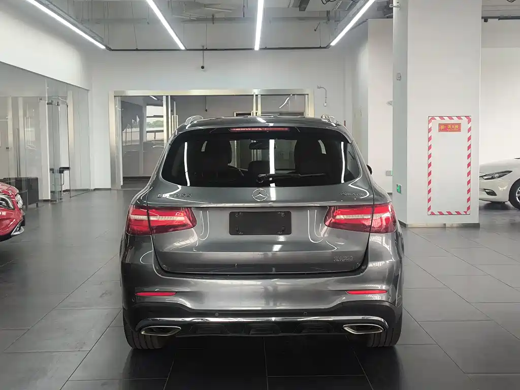 Mercedes-Benz GLC 2018 — фото 5