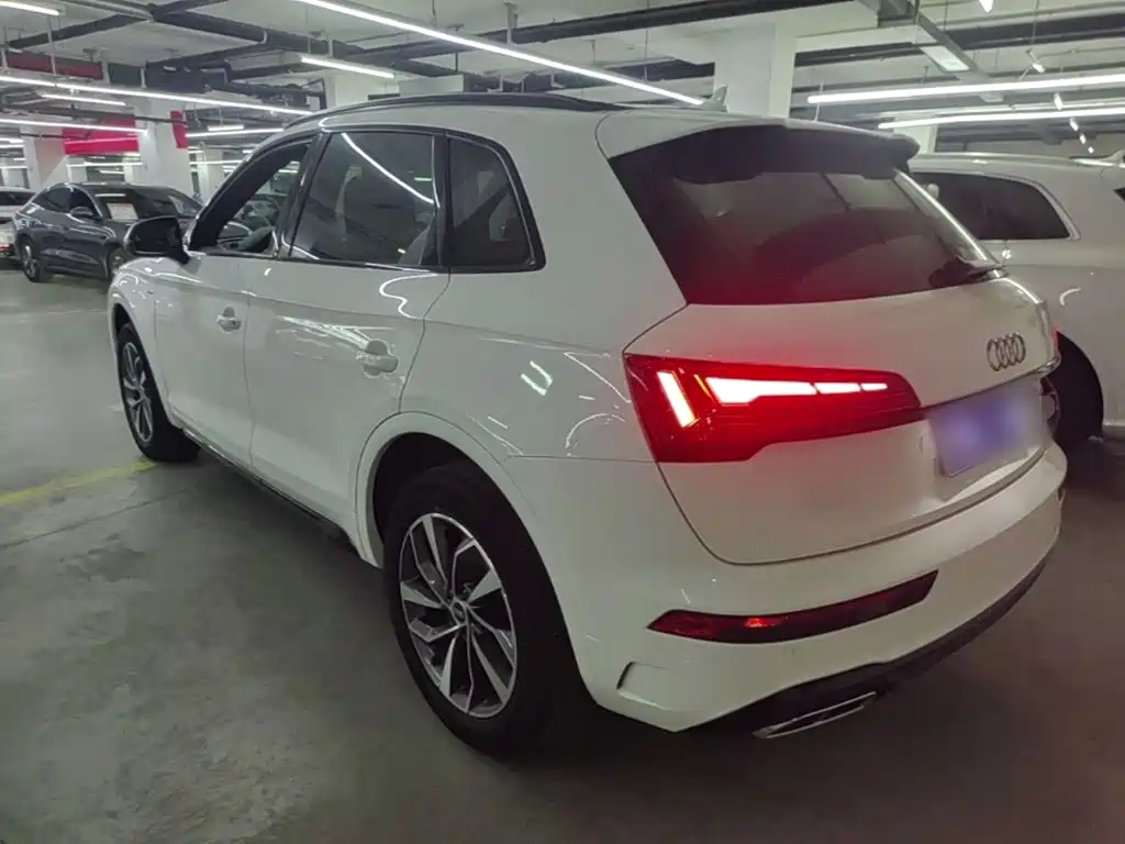 Audi Q5L 2024