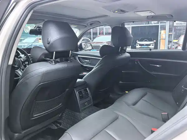 BMW 3 Series 2018