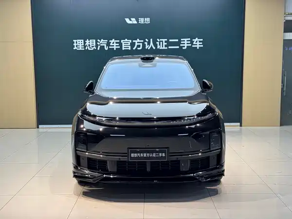 Li Auto L7 2025