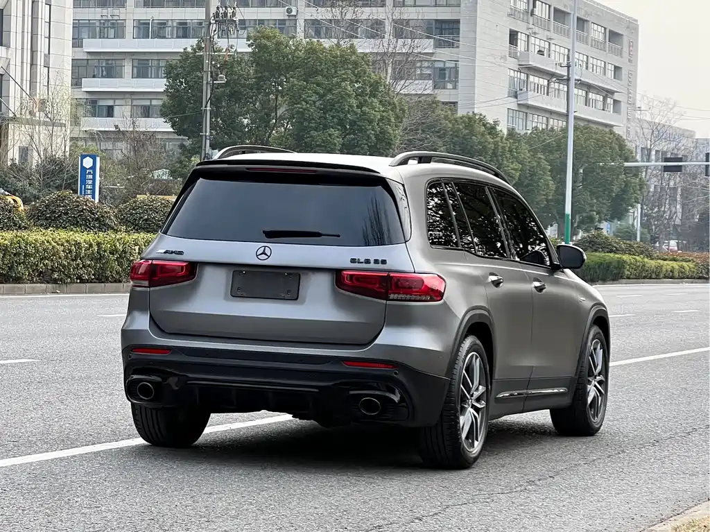 Mercedes-Benz GLB AMG 2023 — фото 4