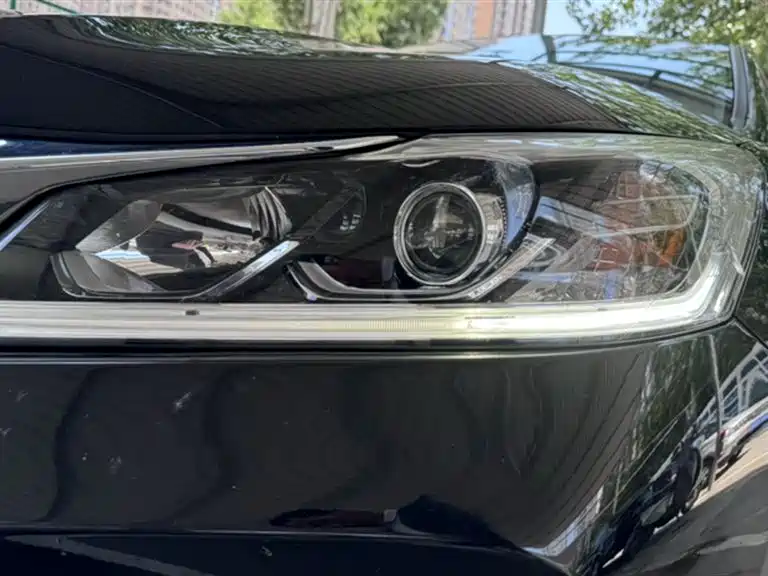 Honda Accord 2018 — фото 13