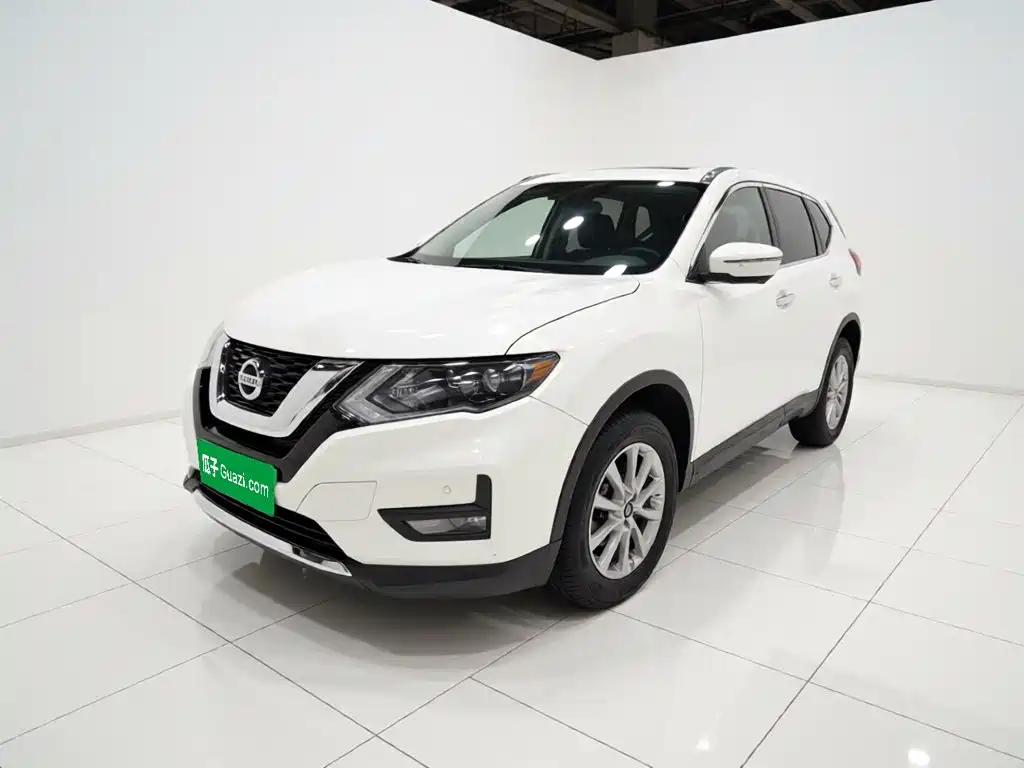 Nissan X-Trail 2023 — фото 1