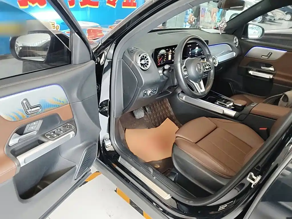 Mercedes-Benz GLB 2022 — фото 16