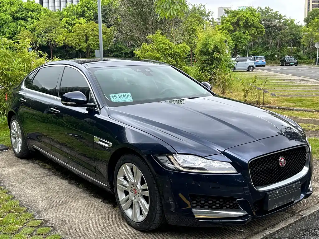 Jaguar XFL 2018 — фото 3