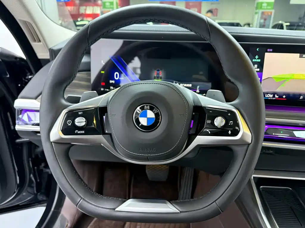 BMW 7 Series 2024
