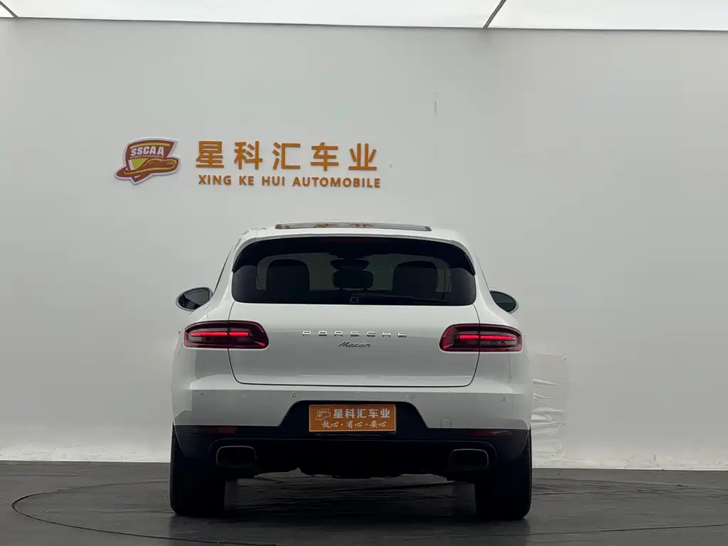 Porsche Macan 2016 — фото 15