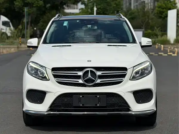 Mercedes-Benz GLE 2016