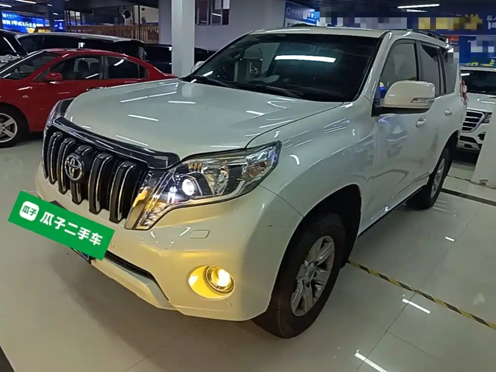 Toyota Prado 2017 — фото 2
