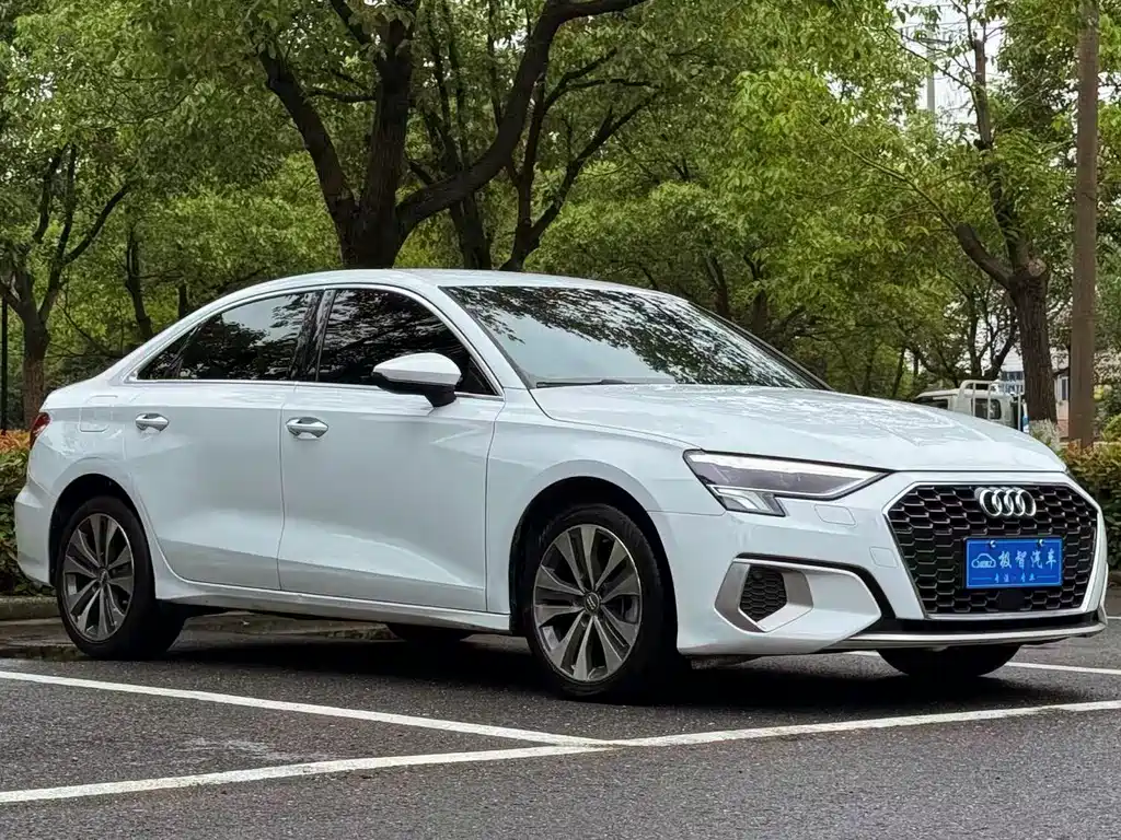 Audi A3 2021 — фото 3