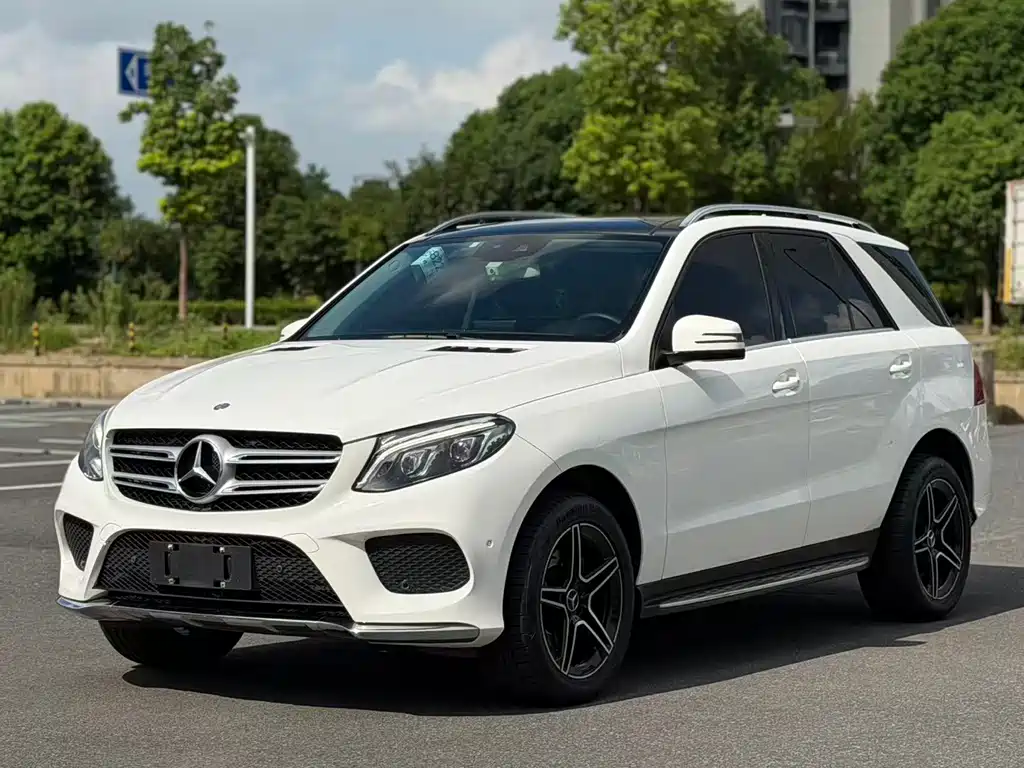 Mercedes-Benz GLE 2016 — фото 1