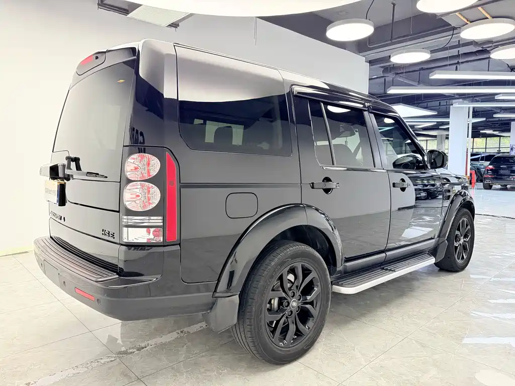 Land Rover Discovery 2015