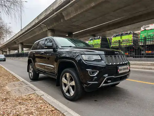Jeep Grand Cherokee 2015