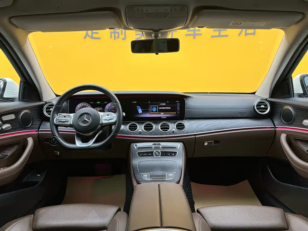 Mercedes-Benz E-Class 2019 — фото 14