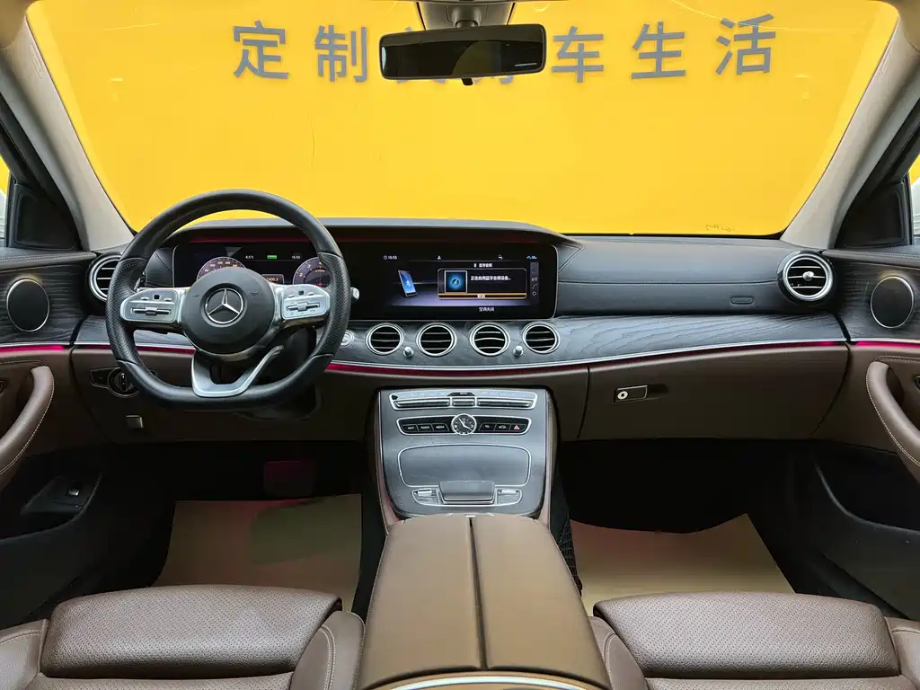 Mercedes-Benz E-Class 2019 — фото 13