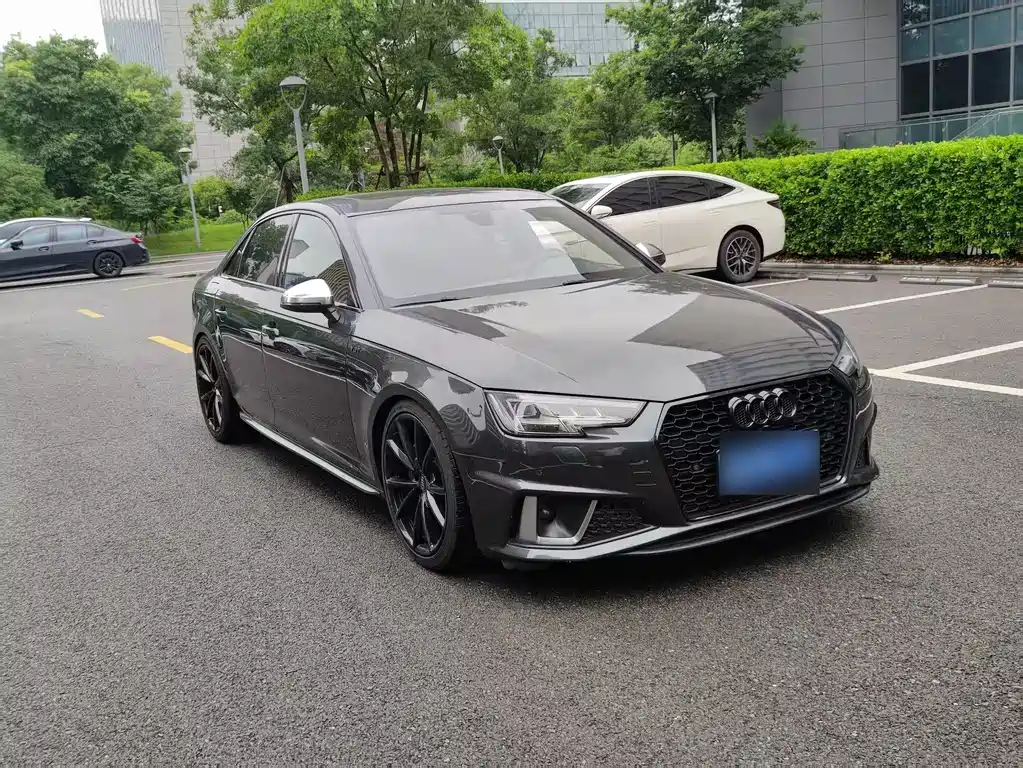 Audi S4 2019