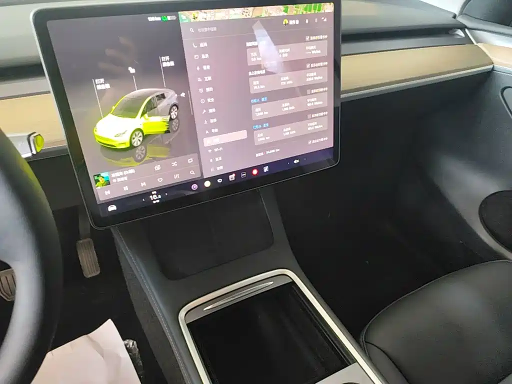 Tesla Model Y 2023 — фото 13