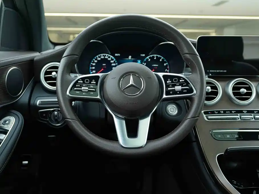 Mercedes-Benz GLC 2023 — фото 17