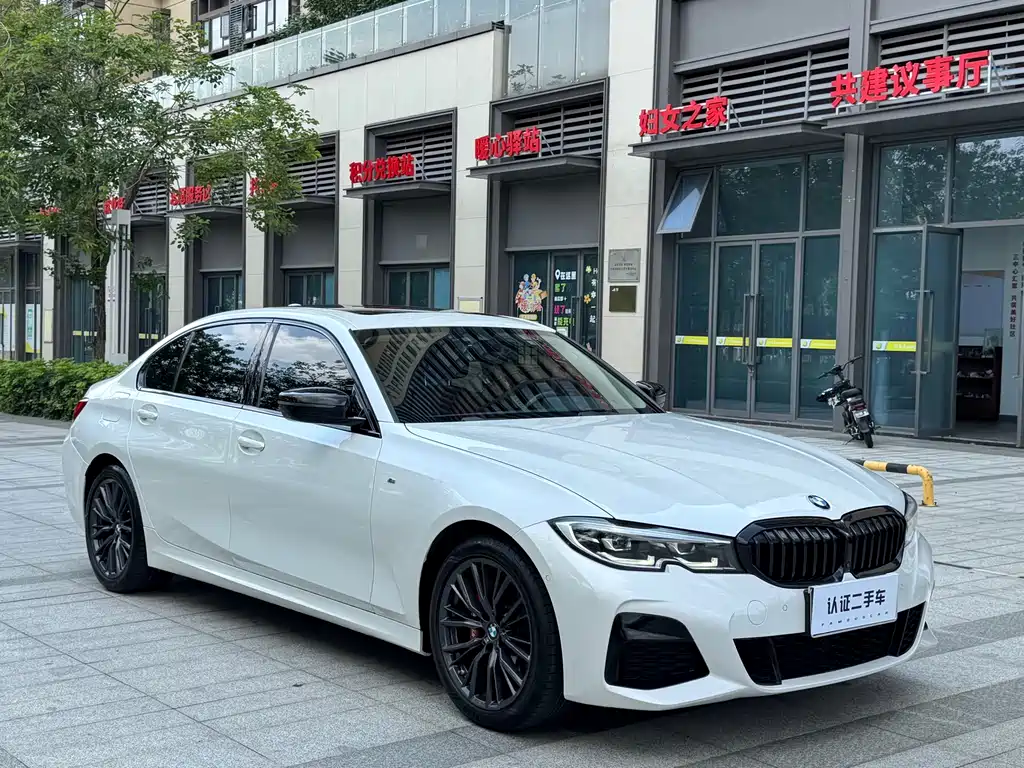 BMW 3 Series 2021