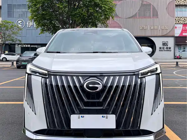 GAC Trumpchi M8 2025