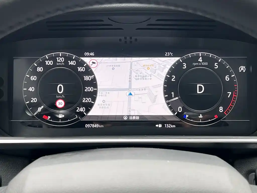 Land Rover Sport 2020 — фото 18