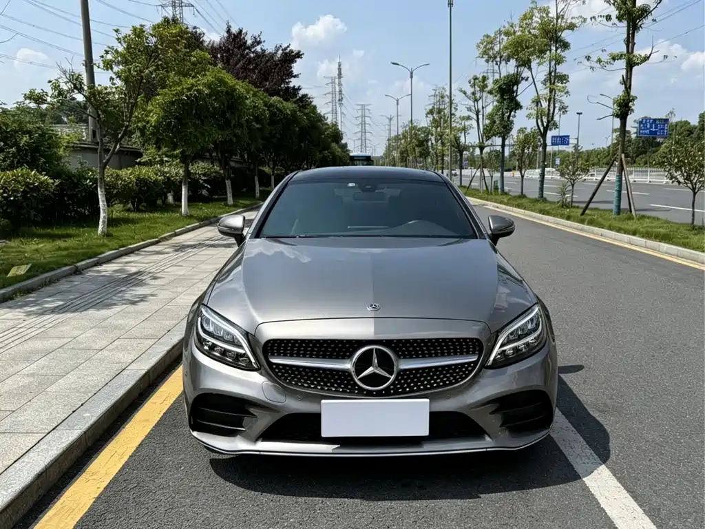 Mercedes-Benz C-Class 2021