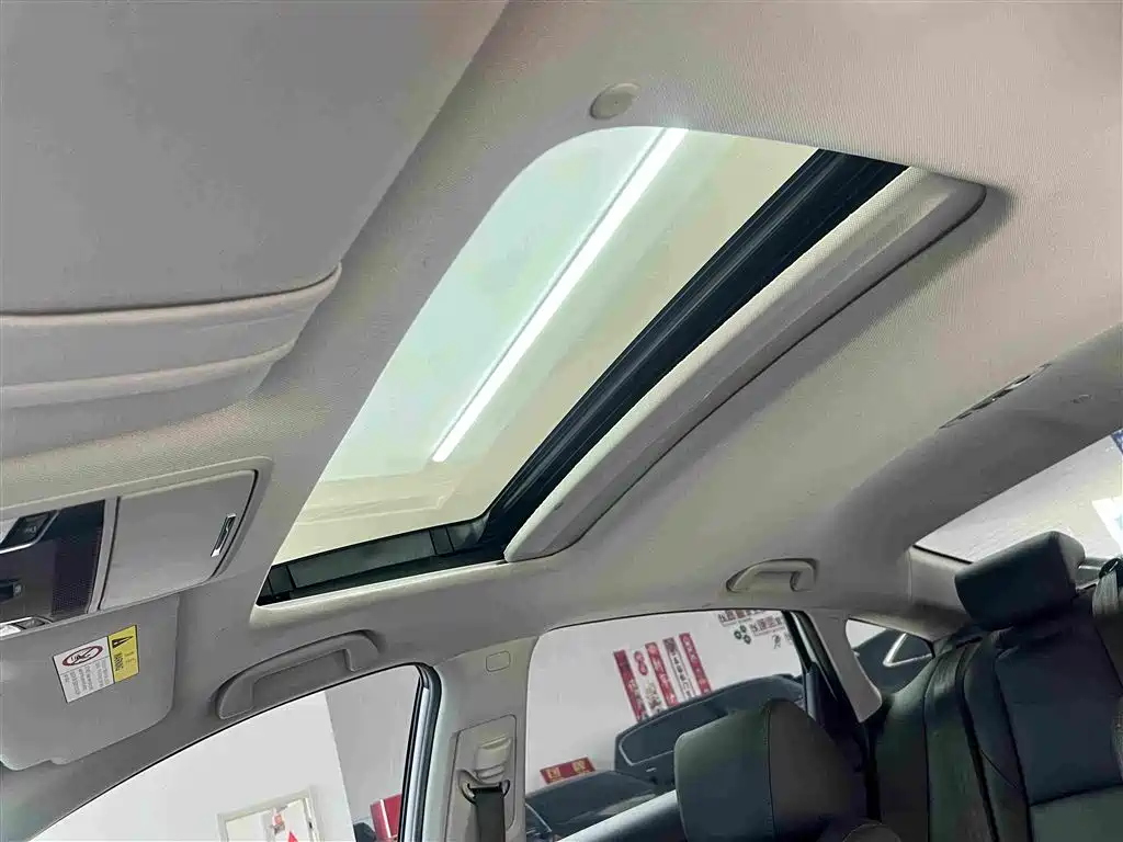 Honda Accord 2022 — фото 14