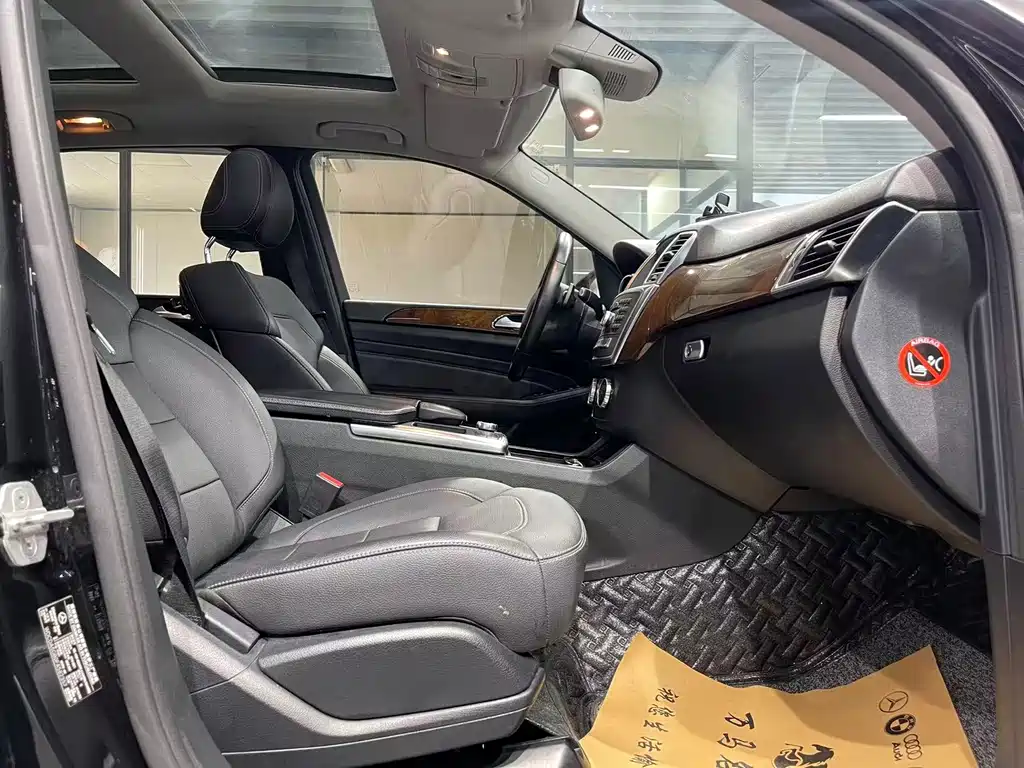 Mercedes-Benz M-Class 2015 — фото 15