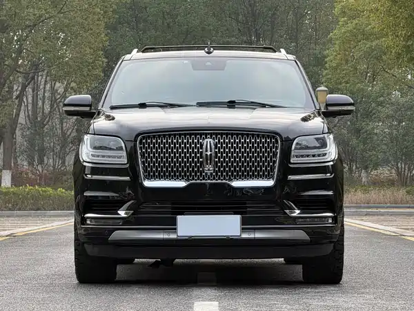 Lincoln Navigator 2022