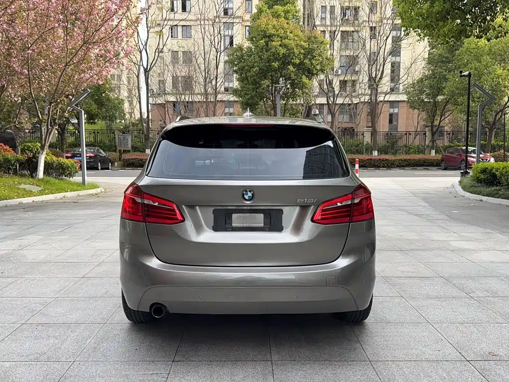 BMW 2 Series Active Tourer 2015 — фото 11