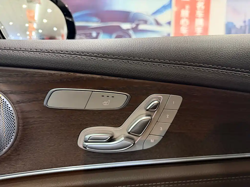 Mercedes-Benz E-Class 2021 — фото 20