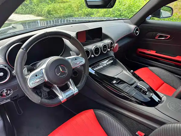 Mercedes-Benz AMG GT 2021