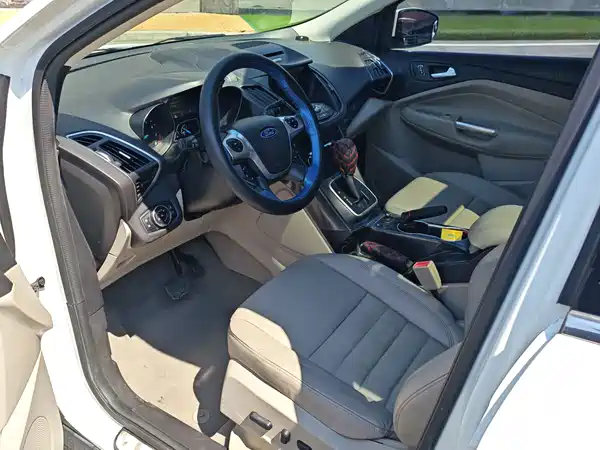 Ford Kuga 2013