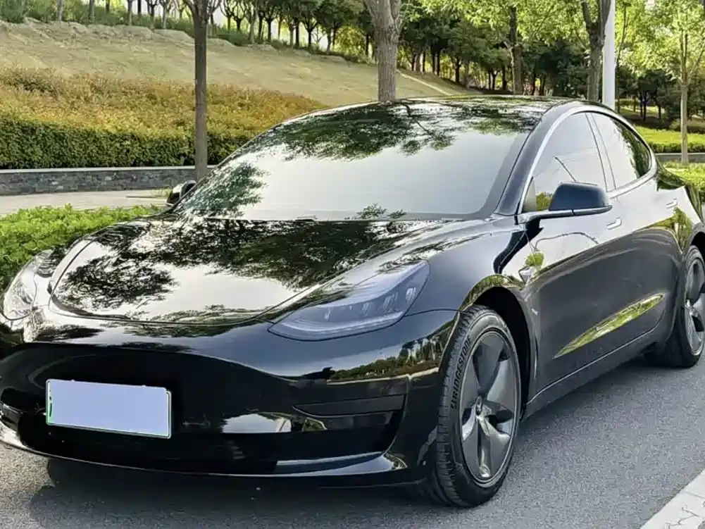Tesla Model 3 2021 — фото 1