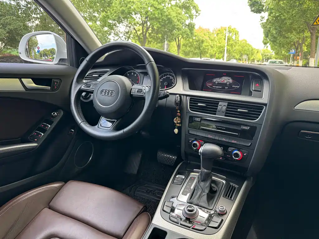 Audi A4 2015 — фото 12