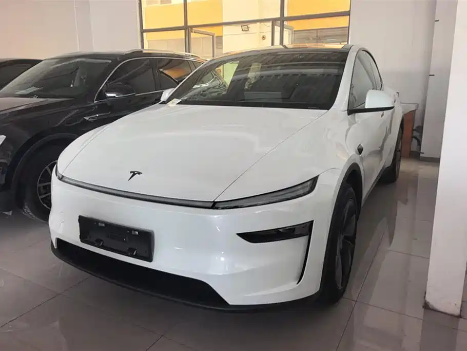 Tesla Model Y 2026
