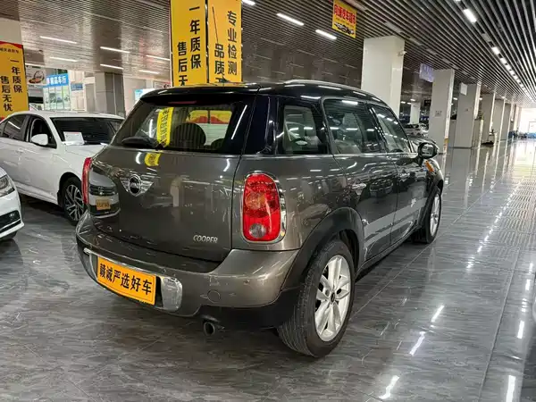 MINI Countryman 2012