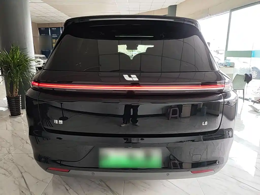 Li Auto Li L8 2023
