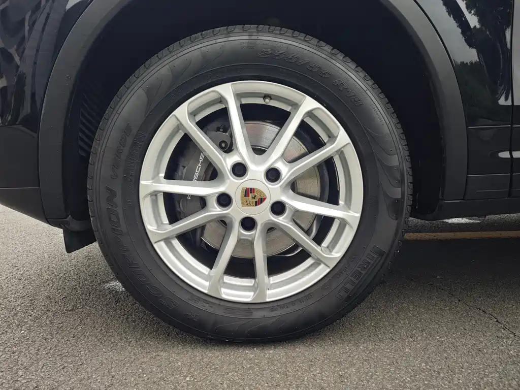 Porsche Cayenne 2015 — фото 23